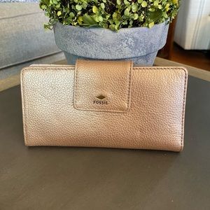 Fossil Leather Wallet -gold